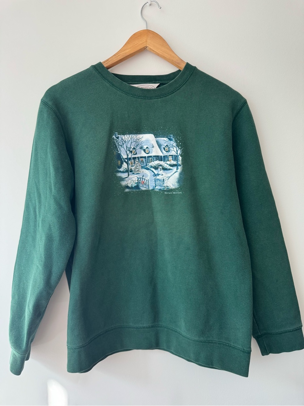Vintage Northern Reflections Forest Green Snowy Cabin Crewneck Sweatshirt